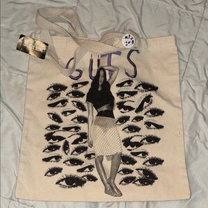 OR concert GUTS tote with pin